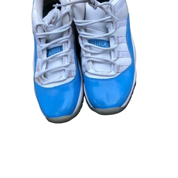 RARE 2016 Air Jordan 11 Retro Low University Blue UNC Size 8 - Picture 4 of 11